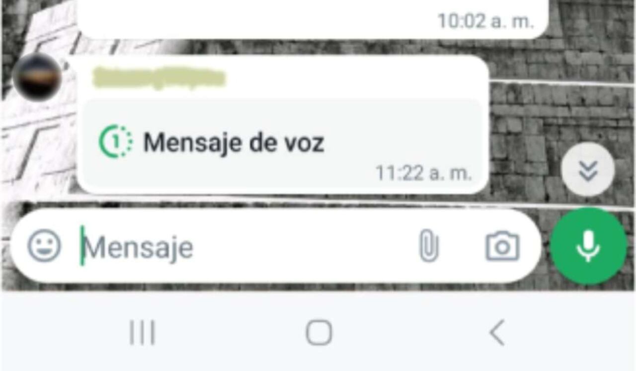WhatsApp deja enviar 'audios bomba', con bloqueo para escucharlos una sola vez.