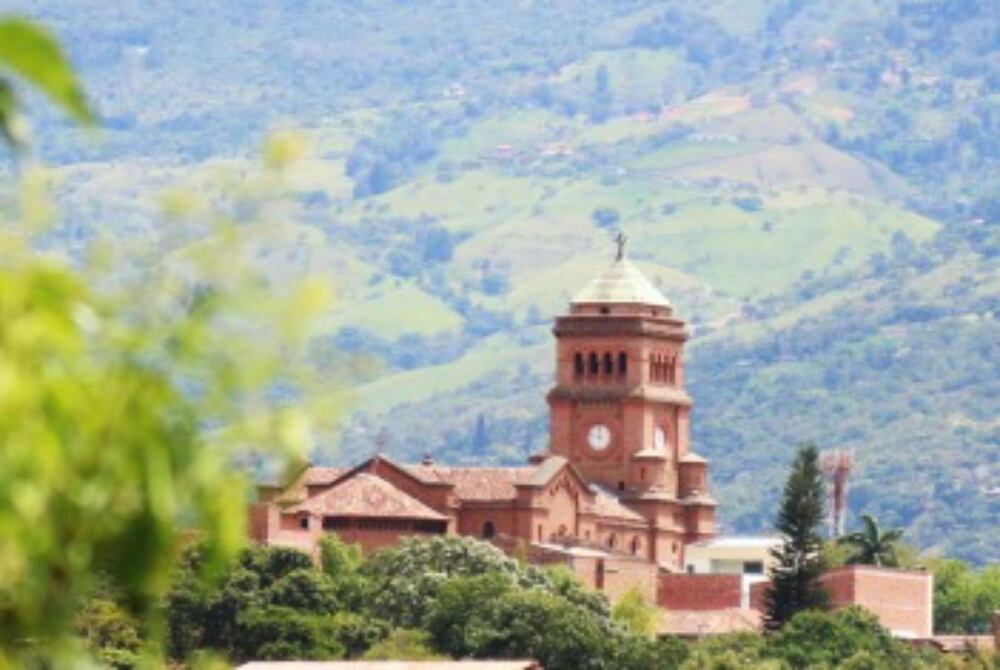 Catedral Nuestra Señora del Rosario, Girardota.