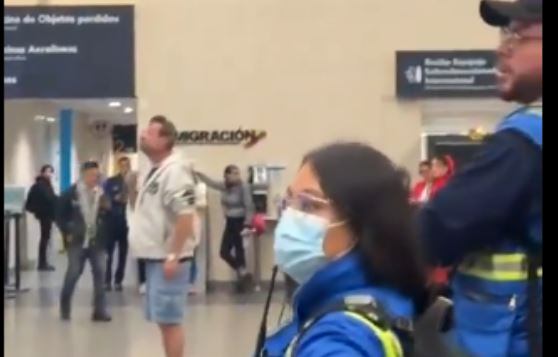 El hombre fue retenido por la Policía