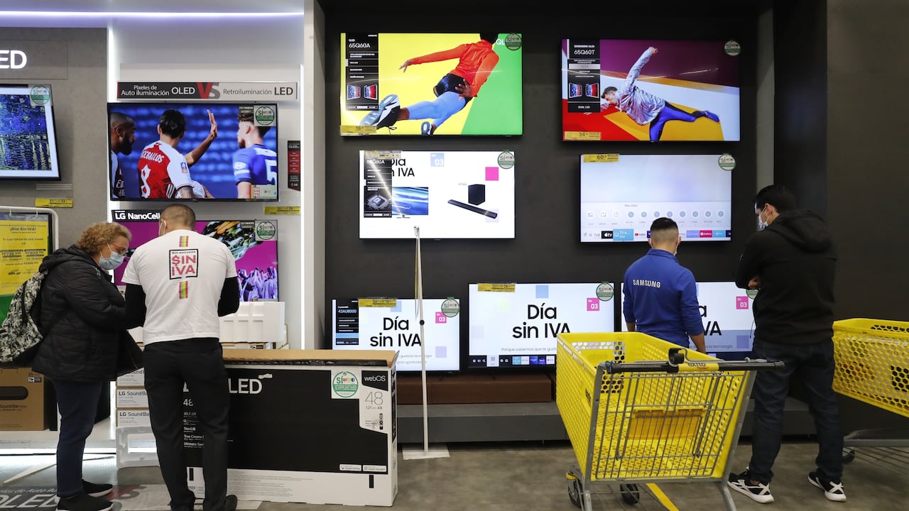 Para el Día sin IVA de este viernes los comercios extenderán sus horarios de atención al público.