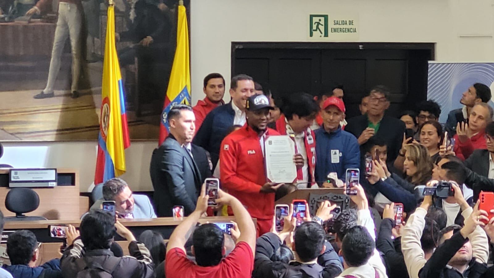 Hugo Rodallega, reconocido por el concejal Leandro Castellanos