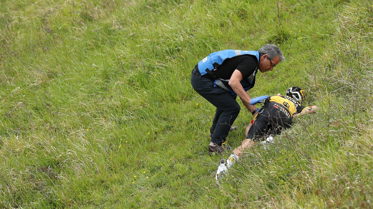 El neerlandés Milan Vader sufrió un fuerte accidente en la quinta jornada.
