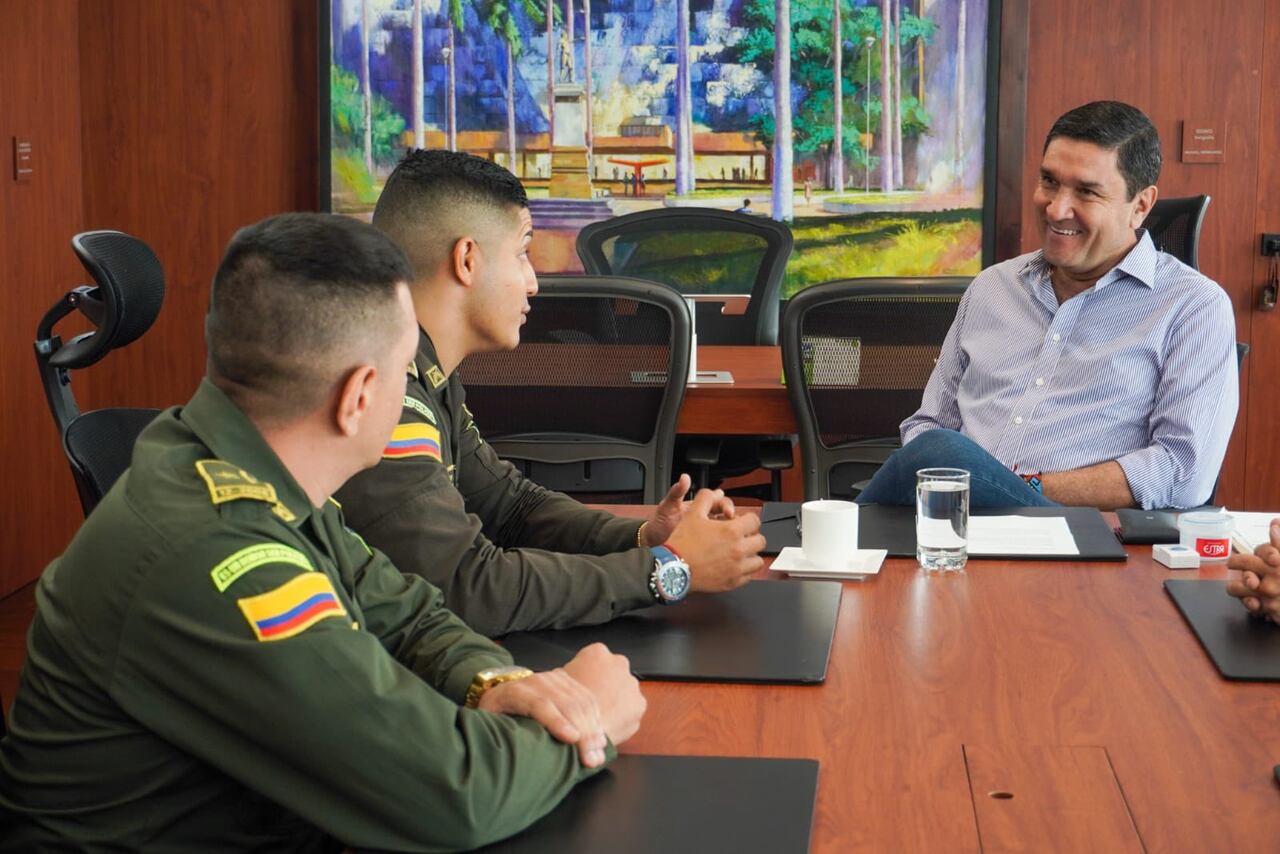 El alcalde de Bucaramanga destacó la labor de los uniformados.