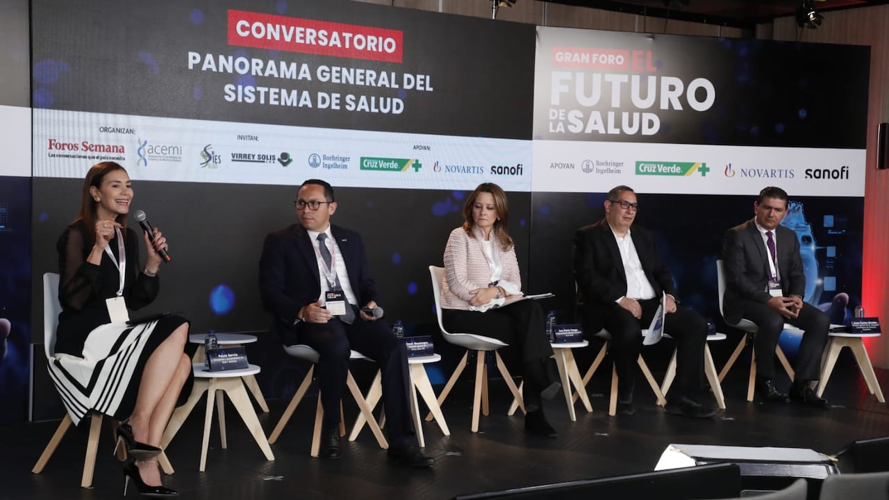 Omar Bocanegra, director general de Virrey Solís IPS; Ana María Vesga, vicepresidente de salud de la Andi; César Caballero, gerente de Cifras y Conceptos; y Juan Carlos Giraldo, director general de la Asociación Colombiana de Clínicas y Hospitales realizaron una radiografía del sistema actual.