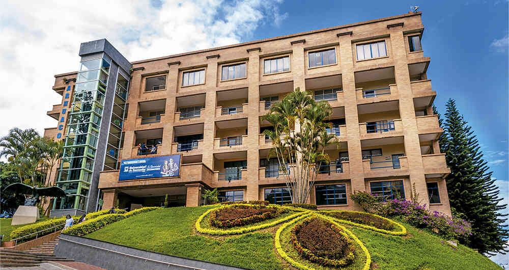 La sede de la UDES de Bucaramanga está estrenando dos edificios de aulas de clase y vienen otros tres proyectos en camino.