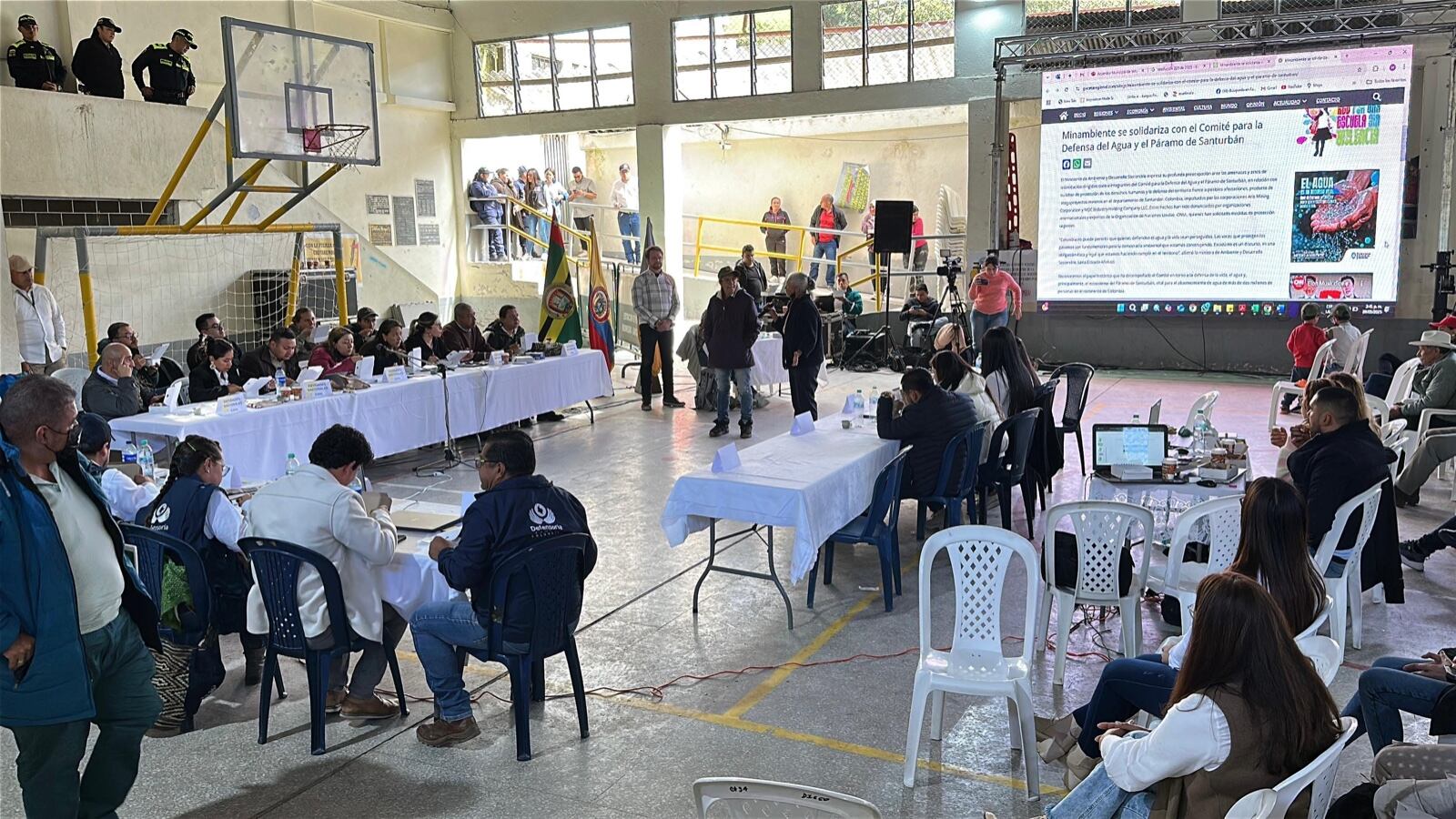 Discusión en Vetas por la delimitación del Páramo Santurbán