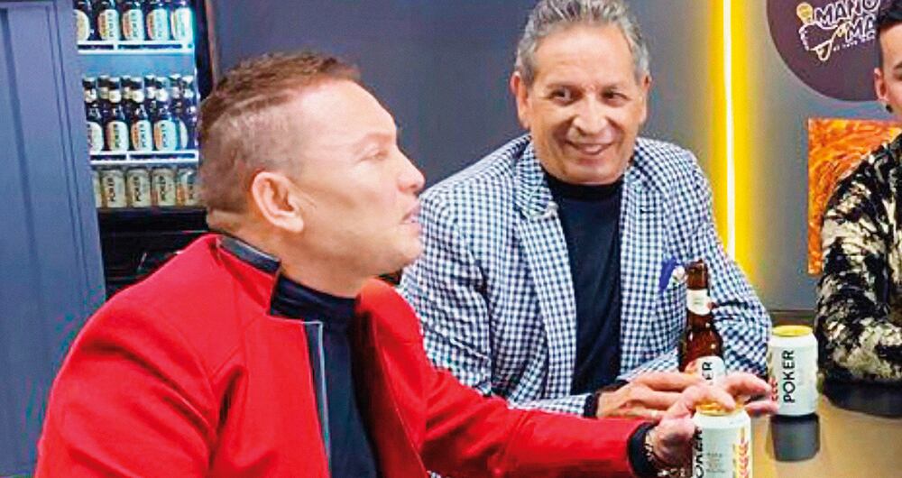 Giovanny Ayala recuerda anécdotas de sus grabaciones con el maestro Darío Gómez.