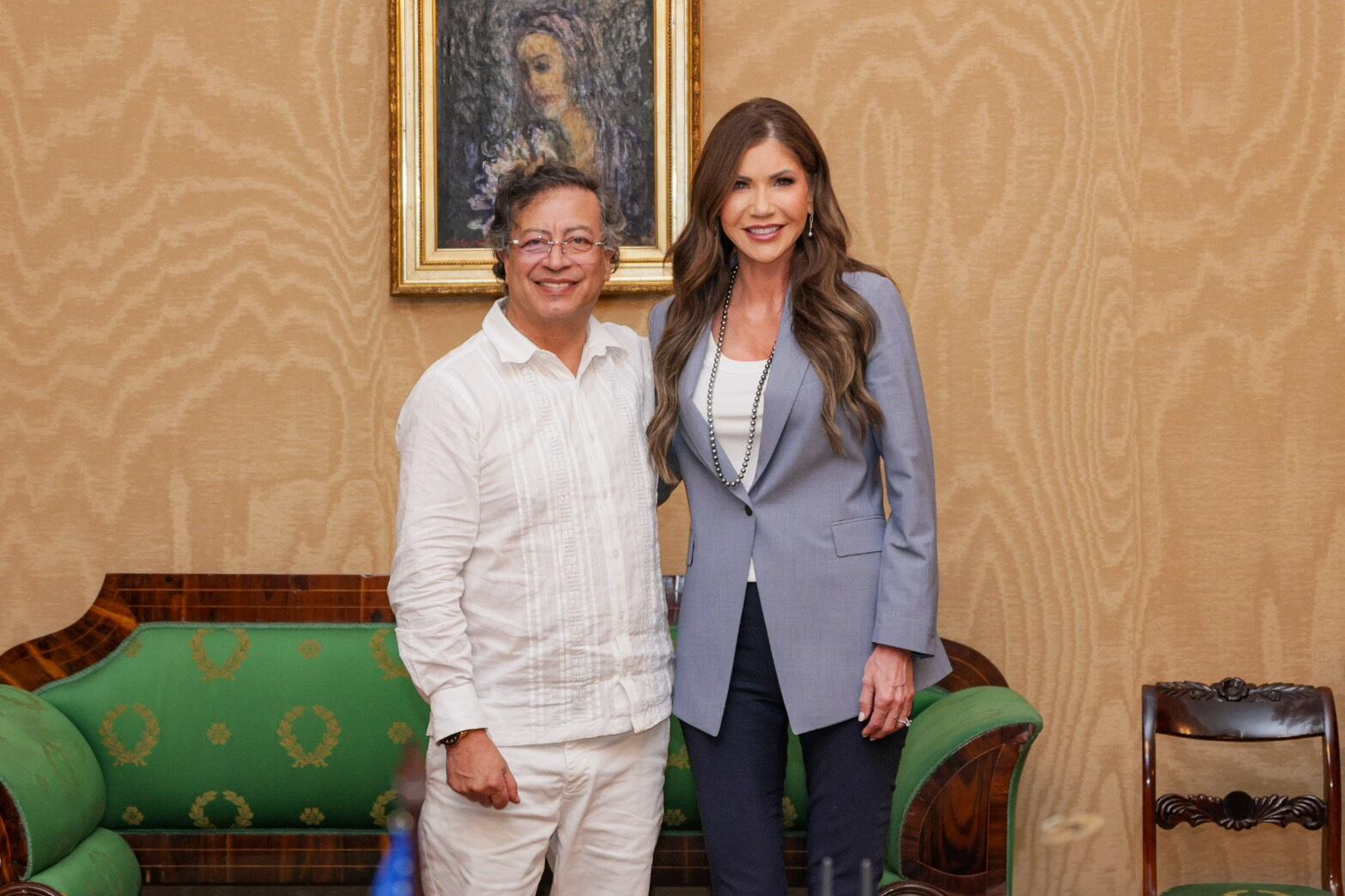 Gustavo Petro y la secretaria de Seguridad Nacional de Donald Trump, Kristi Noem.