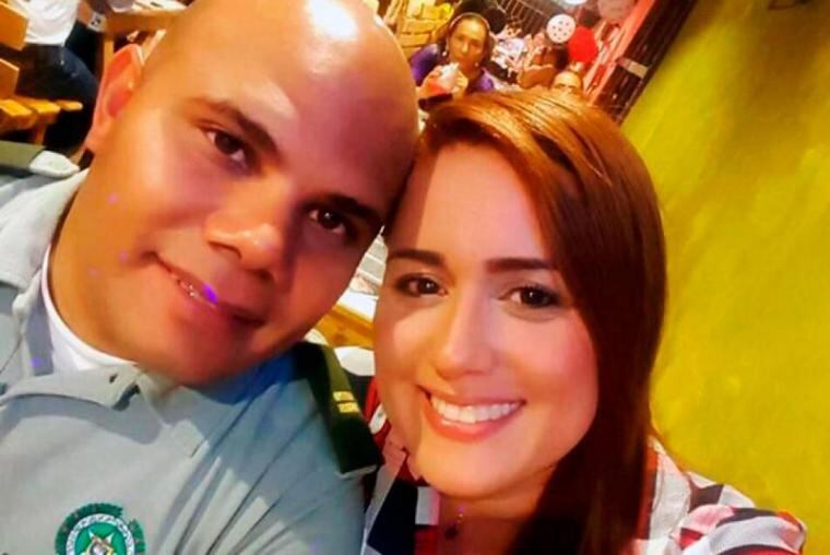 El exteniente capturado junto a su esposa