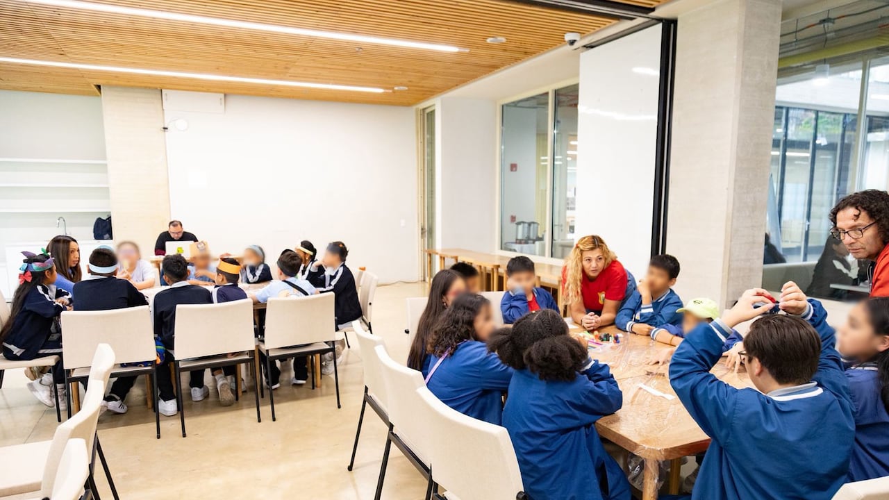 La ruta educativa en Bogotá empieza temprano, pues las matrículas para niñas y niños entre 0 y 5 años permanecen abiertas todo el año.