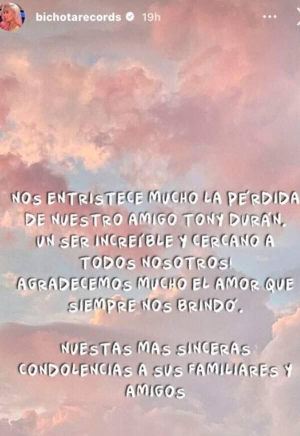 La cantante despidió a Tony Durán