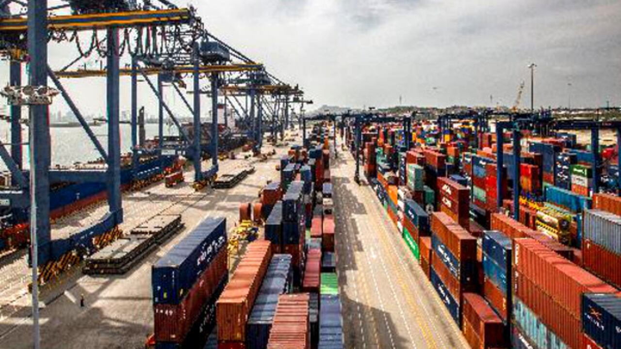 Estados Unidos fue el principal destino de las exportaciones colombianas con una participación de 25,4% en el valor total exportado, seguido por China con 11,5%, Panamá con 6,5%, España con 6,2%, India con 5,0% y Países Bajos con 4,1%.