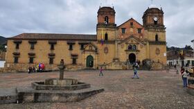 La basílica y el convento forman uno de los conjuntos religiosos más importantes del departamento
