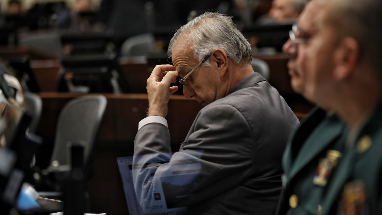 “Estamos muy grave”: MinDefensa reconoció la pobre acción del Ejército para decomisar cocaína en varias departamentos.