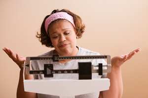 El estrés se puede entrometer en las tallas corporales, según expertos. Foto: Getty Images.