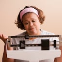 El estrés se puede entrometer en las tallas corporales, según expertos. Foto: Getty Images.