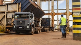 La marca fortalece su operación en el país con modelos adaptados a las condiciones de las carreteras y las necesidades del transporte.