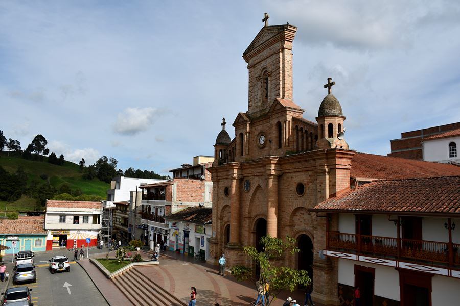 El pueblo antioqueño conocido como la “Suiza colombiana”; queda a  una hora y media de Medellín, rodeado por majestuosas montañas