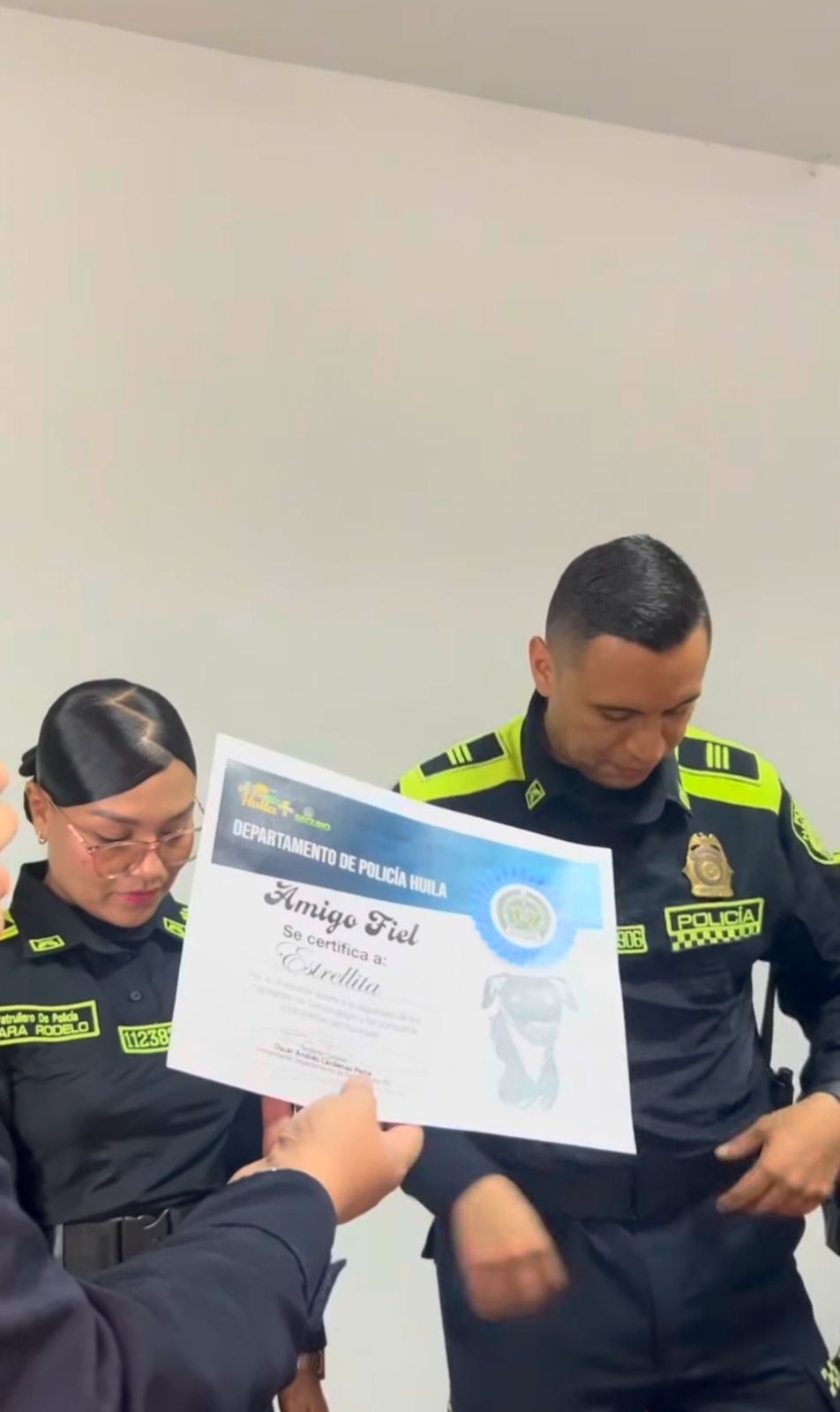 Estrellita ya tiene placa oficial de la Policía en el Huila.