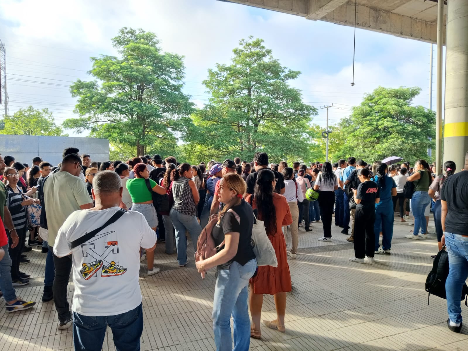 Caos en estaciones de Transmetro en Barranquilla y Soledad.
