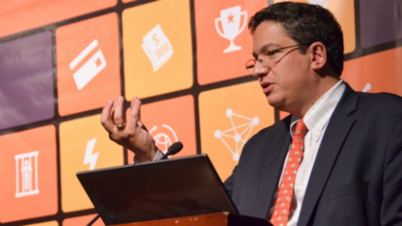 El director de la Dian, Santiago Rojas.