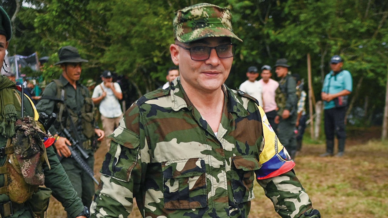 Alias Iván Mordisco, es el jefe del Estado Mayor Central de las Farc, que ha generado muertes y horror en el Cauca.