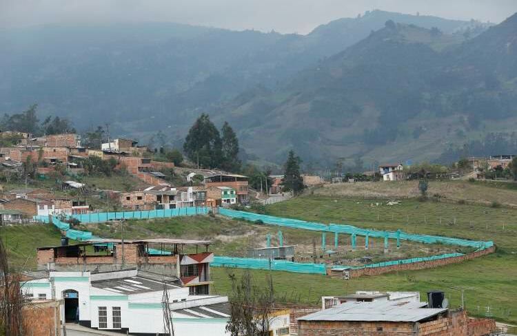 Así se ve la obra del colegio Técnico Industrial en Turmequé, que tiene un 19% de avance. Su entrega estaba programada para el año pasado. 