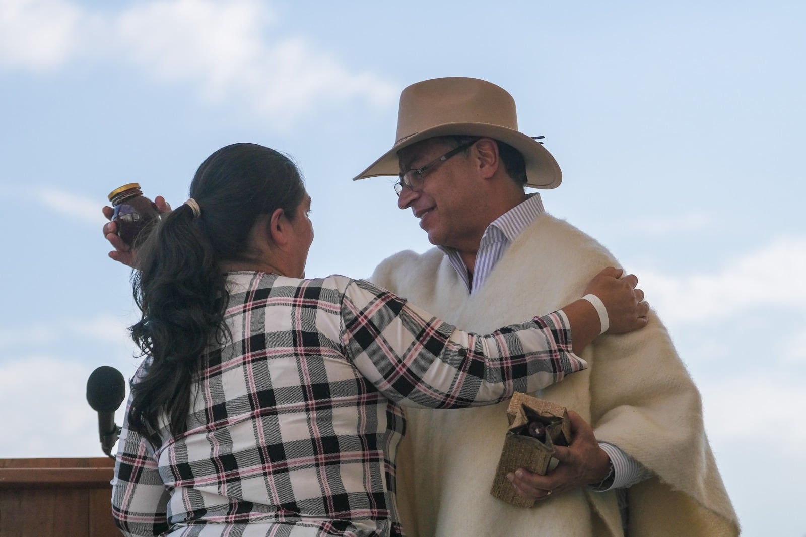 Presidente Gustavo Petro estuvo reunido con el gremio de campesinos en Santander.