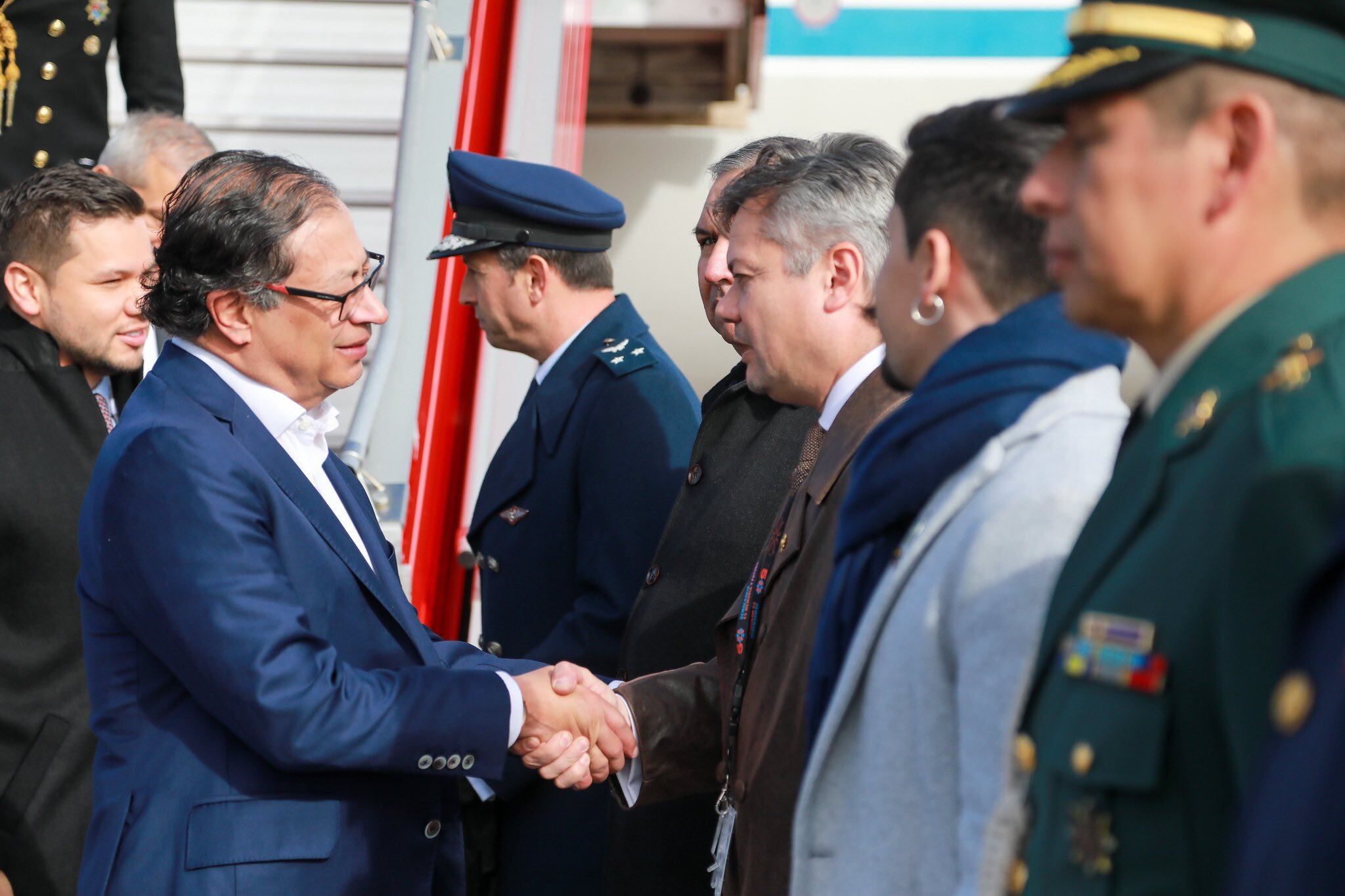 Así fue la llegada del presidente colombiano a Chile.