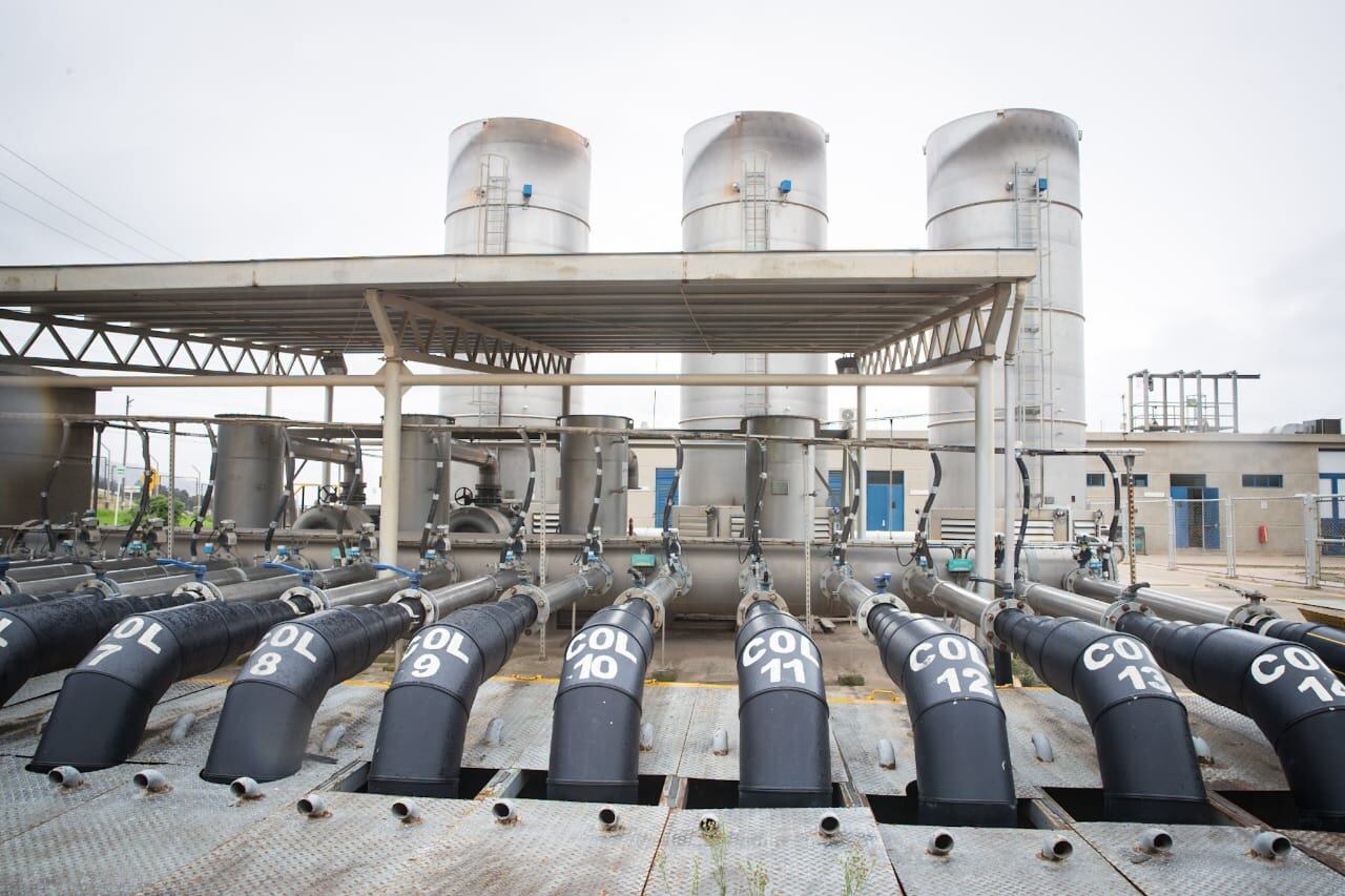 En el relleno de Doña Juana también está la la planta de Biogás Colombia que convierte los gases que generan los residuos enterrados en energía eléctrica.