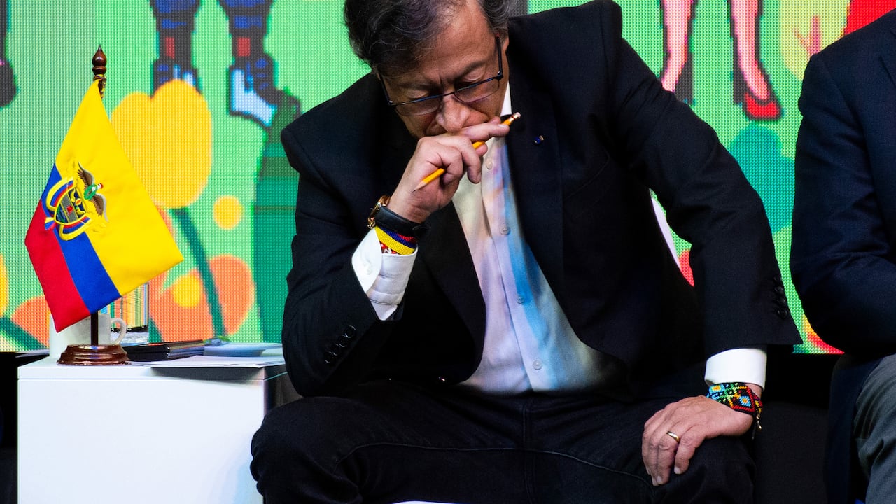 El presidente colombiano Gustavo Petro intenta continuar con su proyecto de 'Paz total', sin que haya avances con los diferentes grupos armados en el país. (Foto de: Chepa Beltran/Long Visual Press/Universal Images Group vía Getty Images)