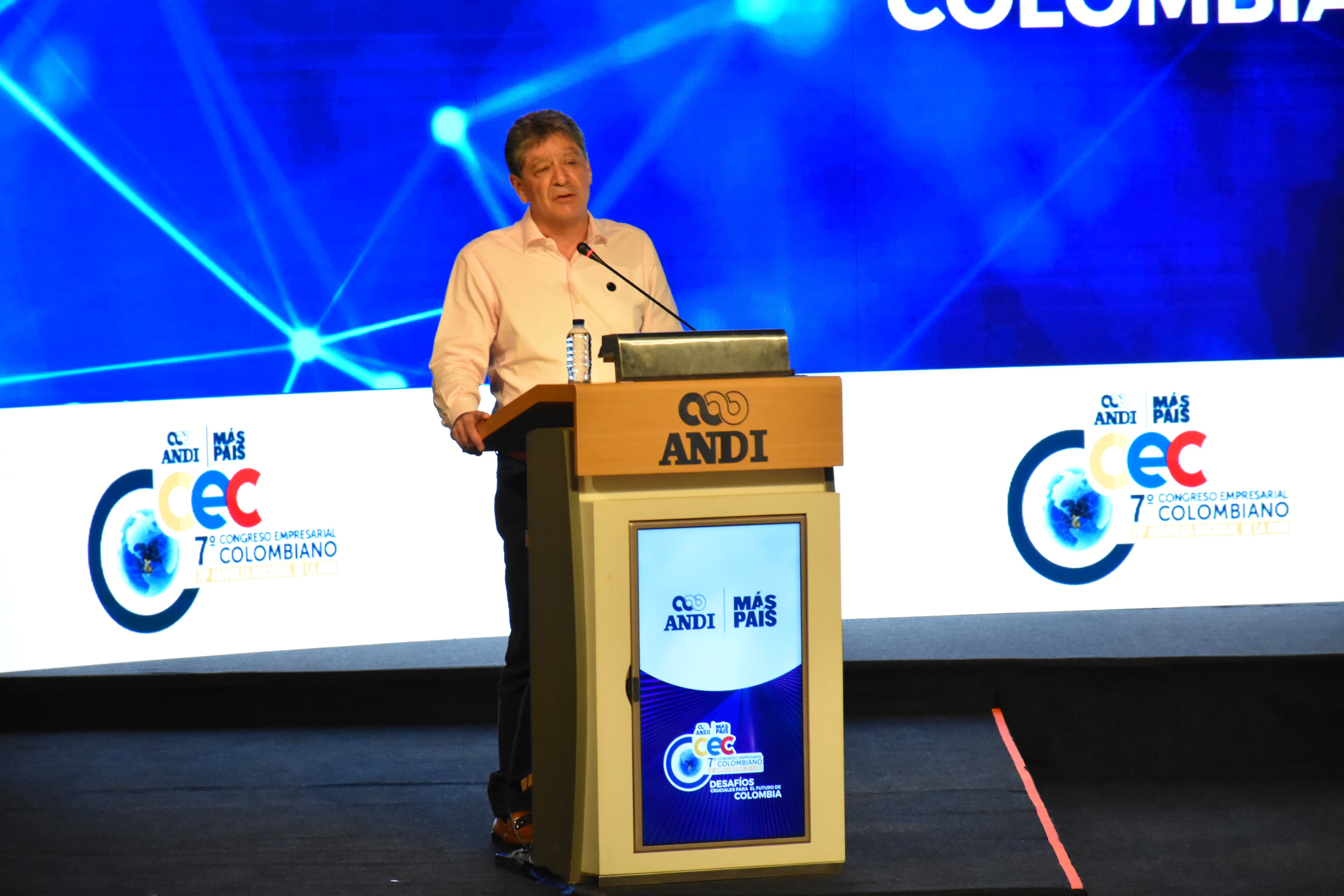 Bruce Mac Master, presidente de la Andi