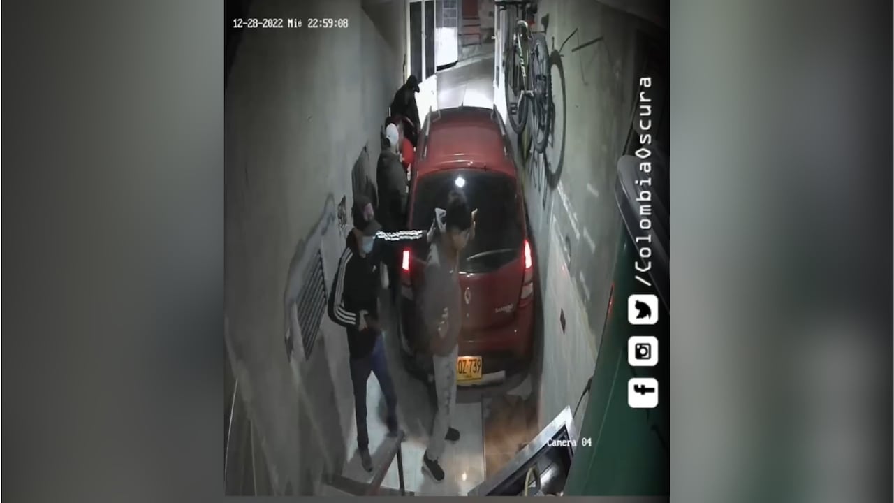Robo de un automóvil en la localidad de San Cristóbal.