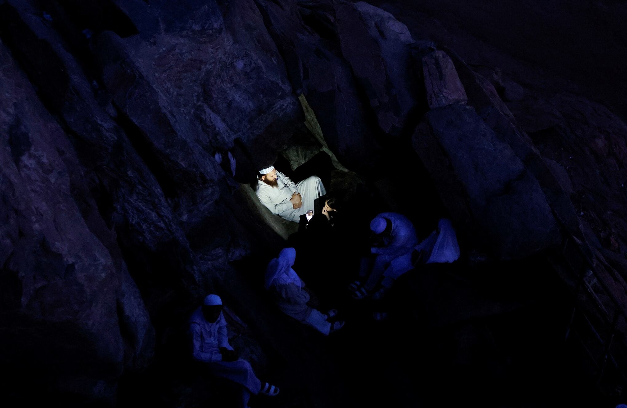 En imágenes : Peregrinas musulmanas regresan a la mezquita