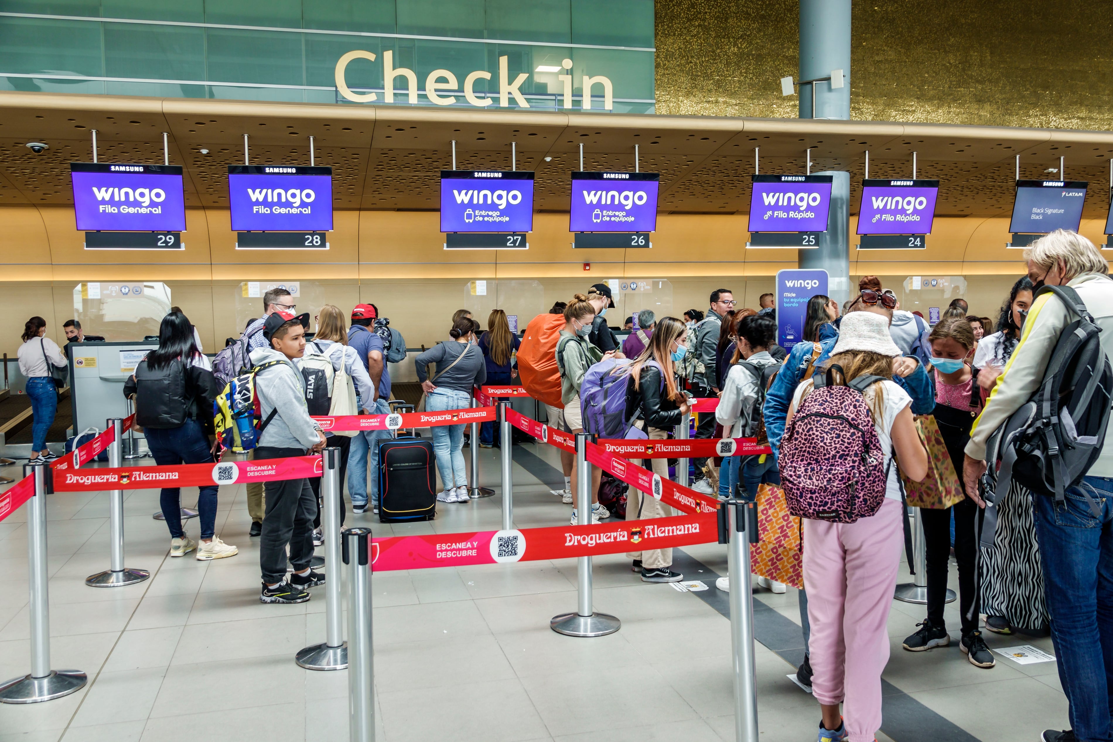 En los últimos días se han presentado varios casos de personas que han demorado horas para poder superar los filtro migratorios.