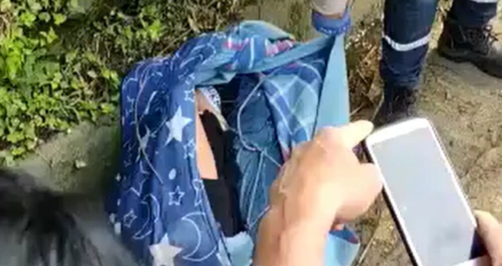 Cadáver cubierto entre sabanas en zona rural de Medellín. Víctima fue amordazada con lazos.