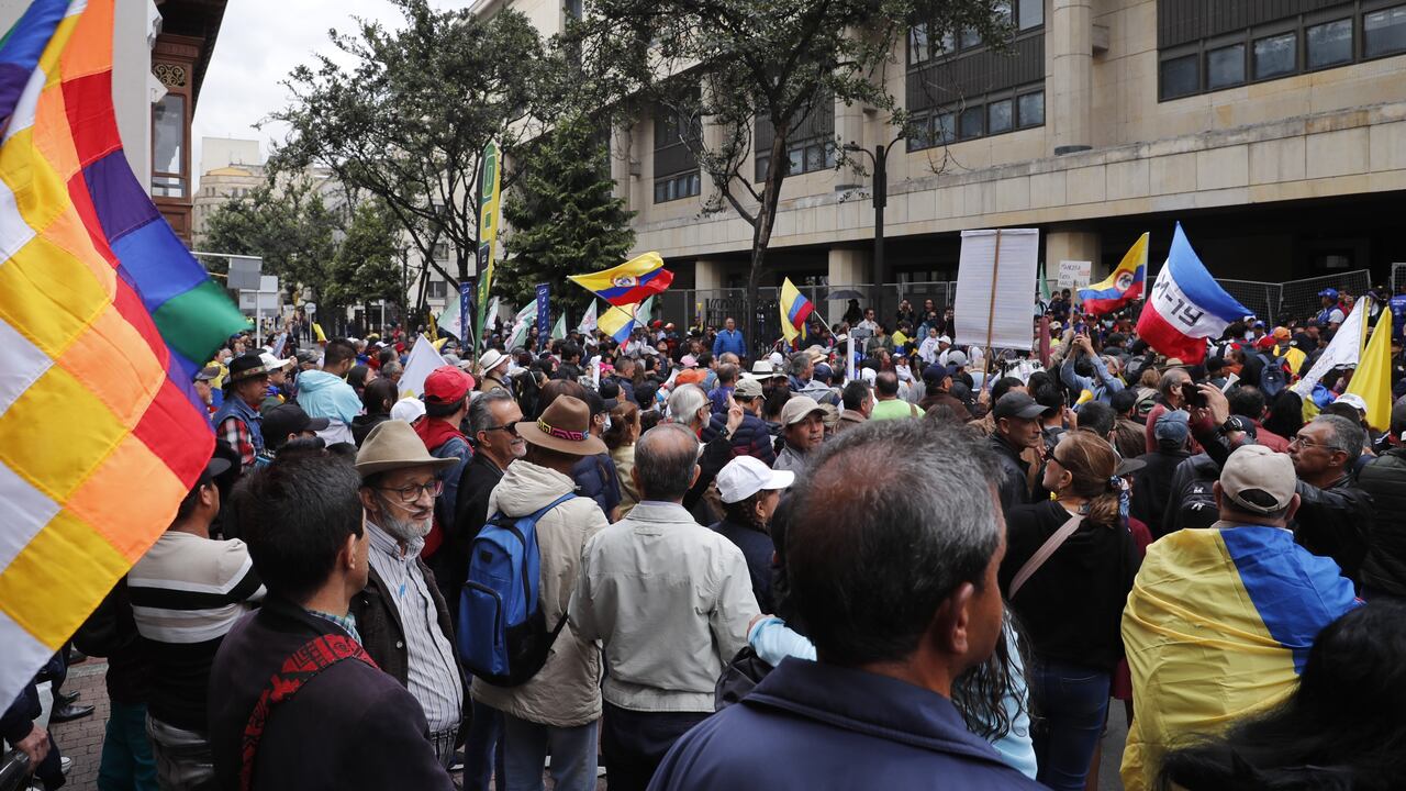 Manifestación frente al Palacio de Justicia, en Bogotá.