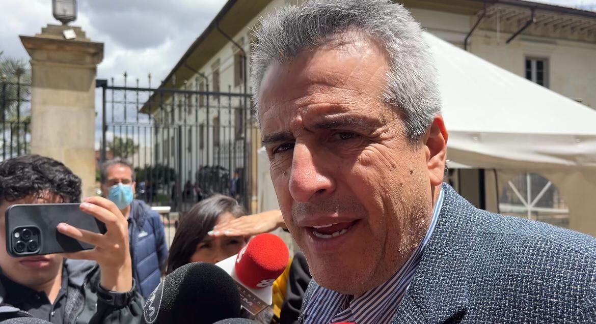 Luis Fernando Velasco ministro del Interior