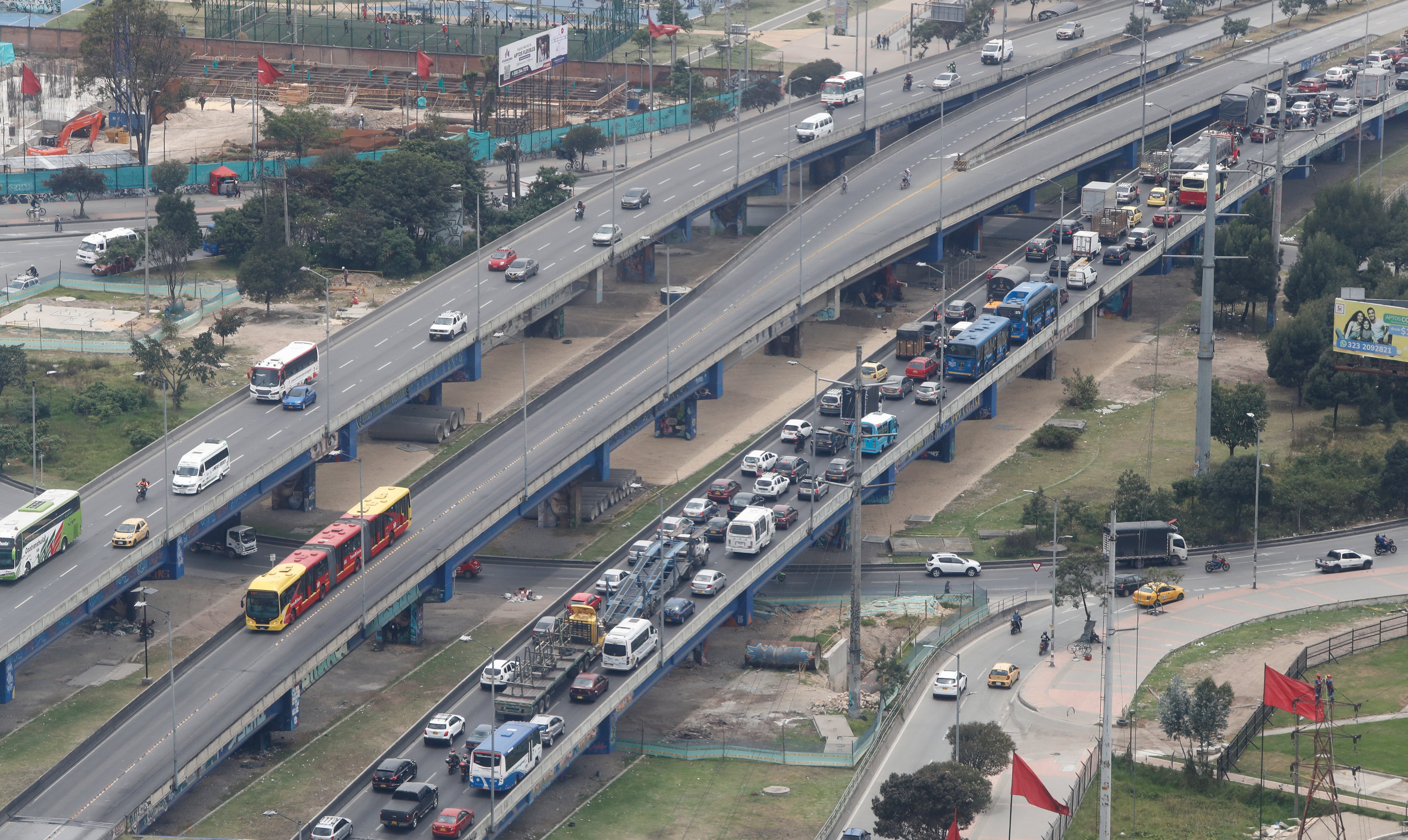 Plan éxodo de Semana Santa  tránsito y transporte Policía Nacional de carreteras
Autopista Sur de Bogotá
Bogotá abril 13 del 2022
Foto Guillermo Torres Reina / Semana