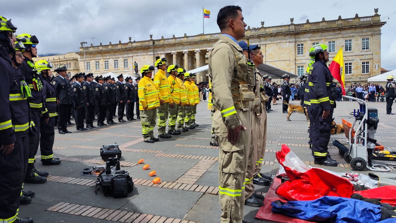 Bomberos Oficiales de Bogotá