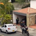 El apartamento está ubicado en una unidad residencial en la Calle 2 Sur del barrio Los Naranjos, en El Poblado, Medellín.