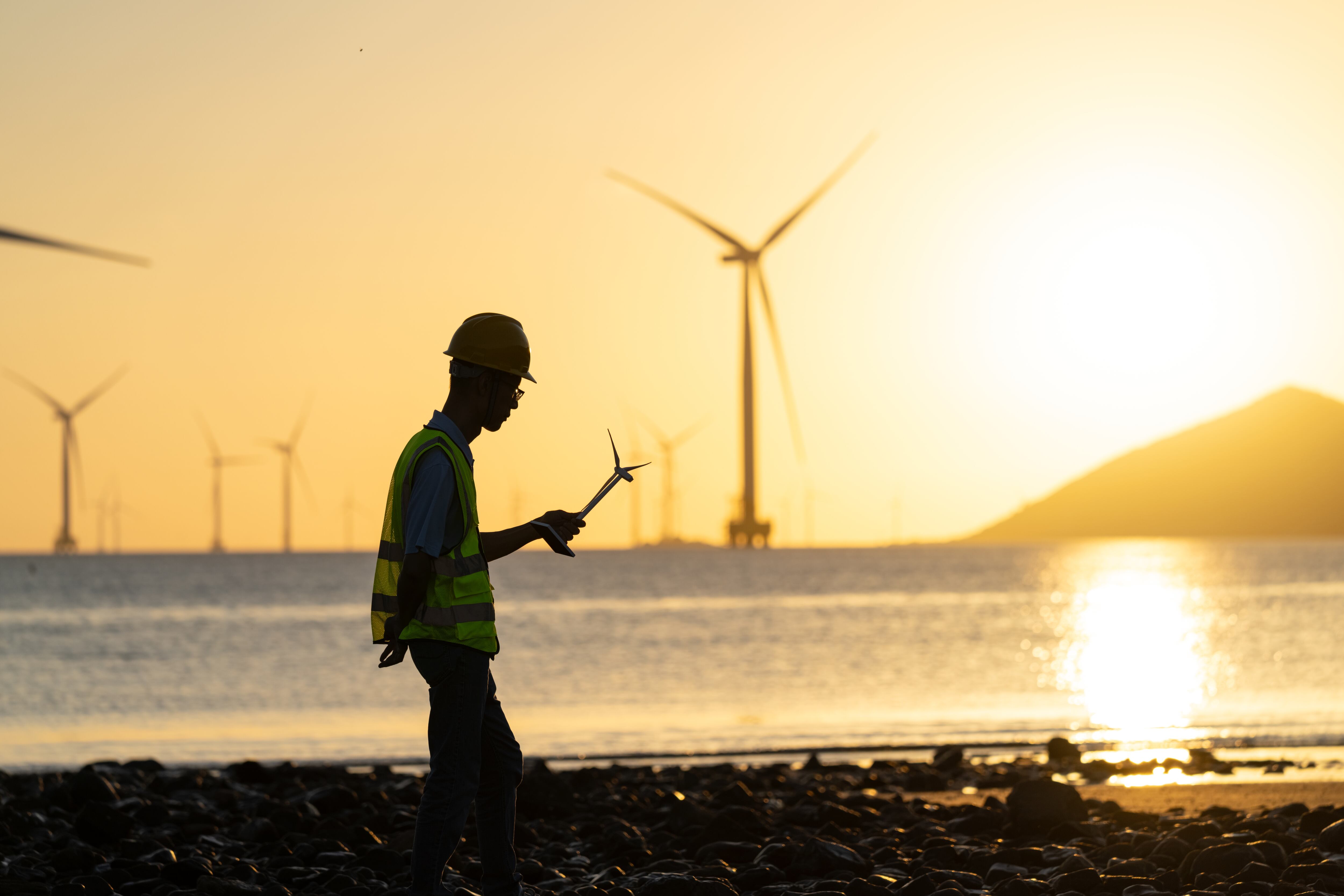 La tecnología y las energías renovables plantean nuevas oportunidades para avanzar hacia modelos de desarrollo más sostenibles.