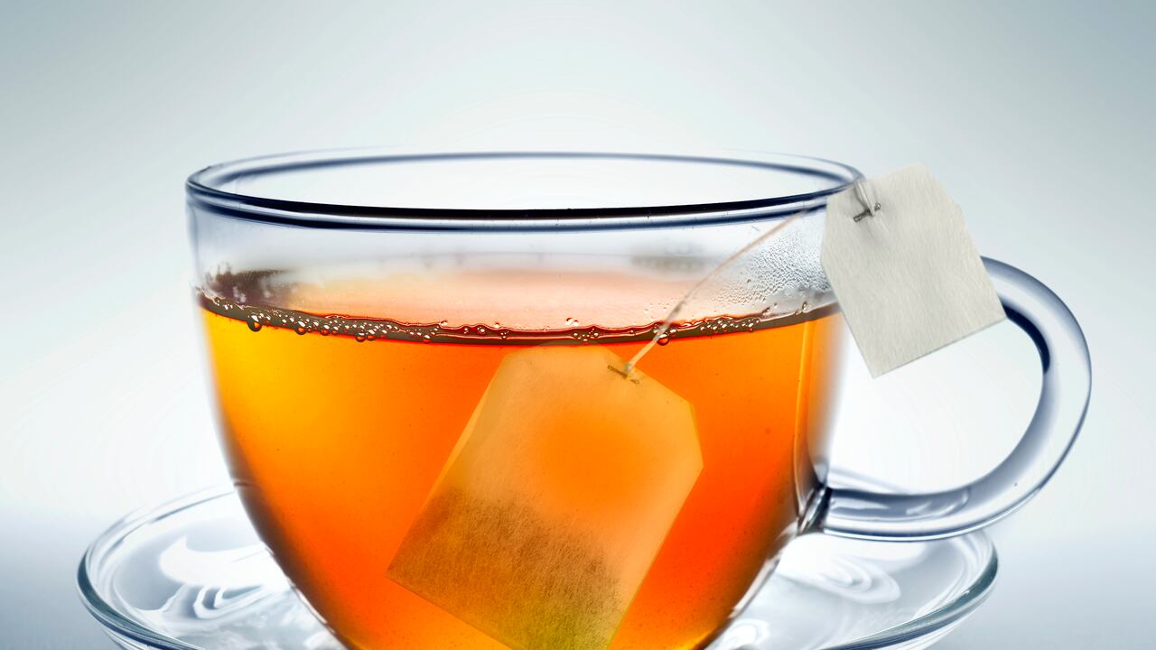 El consumo frecuente de té, contribuye positivamente en la salud.