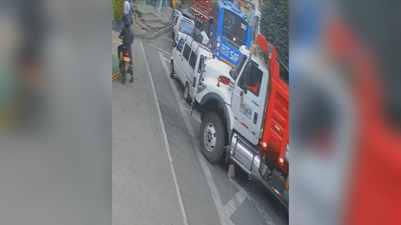 El conductor fue agredido por las personas.