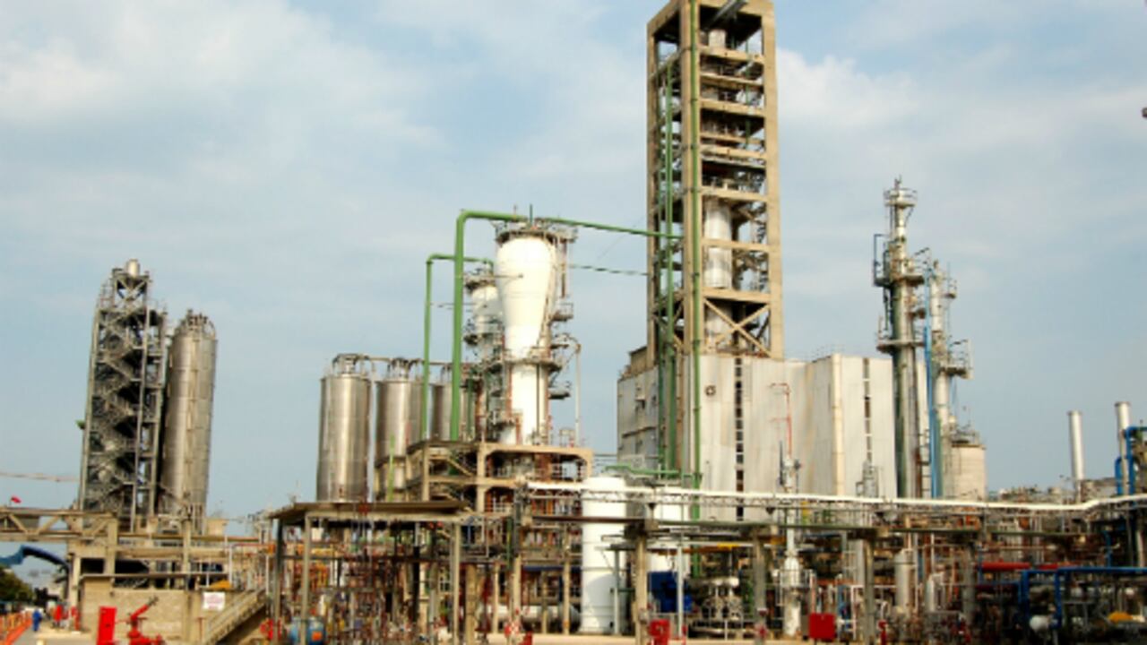 Cuentan con dos plantas en Cartagena. Su nivel de producción es de aproximadamente 480 mil toneladas anuales de polipropileno.