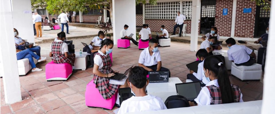 Conectividad en regiones apartadas. Internet en las regiones