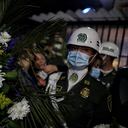 Homenaje velatón a Humberto Sabogal Policía asesinado en medio de un atraco en el sur de Bogotá. Foto Esteban Vega