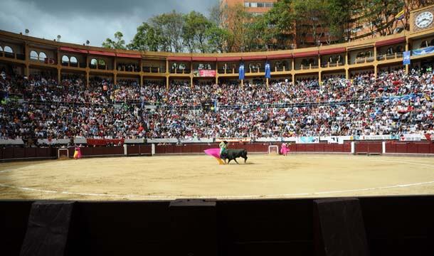 Lleno total. La plaza de Santamaría registró este aspecto en la última corrida de la temporada de Verano. 