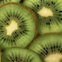El kiwi ayuda en el proceso para perder peso por su alto porcentaje de agua y un nivel calórico intermedio. Foto: Getty images.