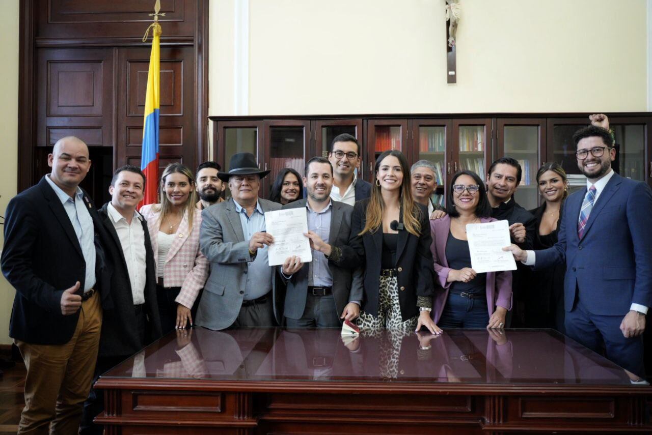 Radicación del proyecto para actualizar ley de protección de datos.